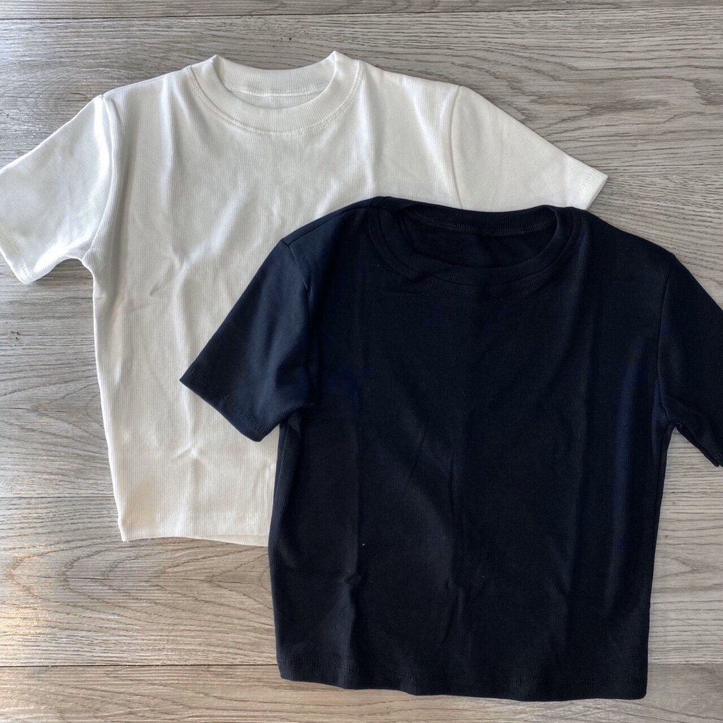 Áo croptop len tăm tay ngắn