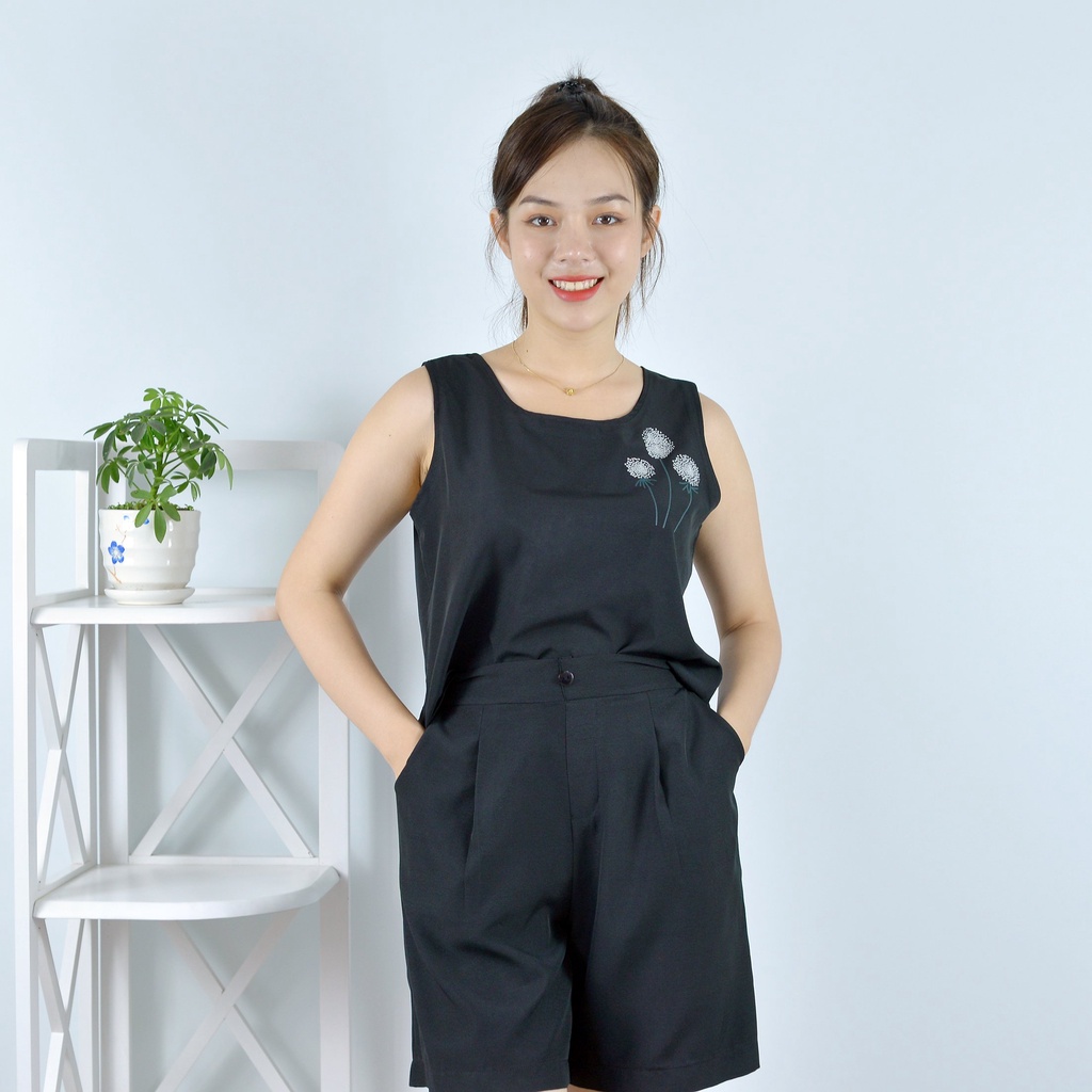 Bộ đồ nữ MÀU ĐEN SÁT NÁCH IN HOA CỎ  - vải lụa cao cấp - Dịu dàng - Đằm thắm