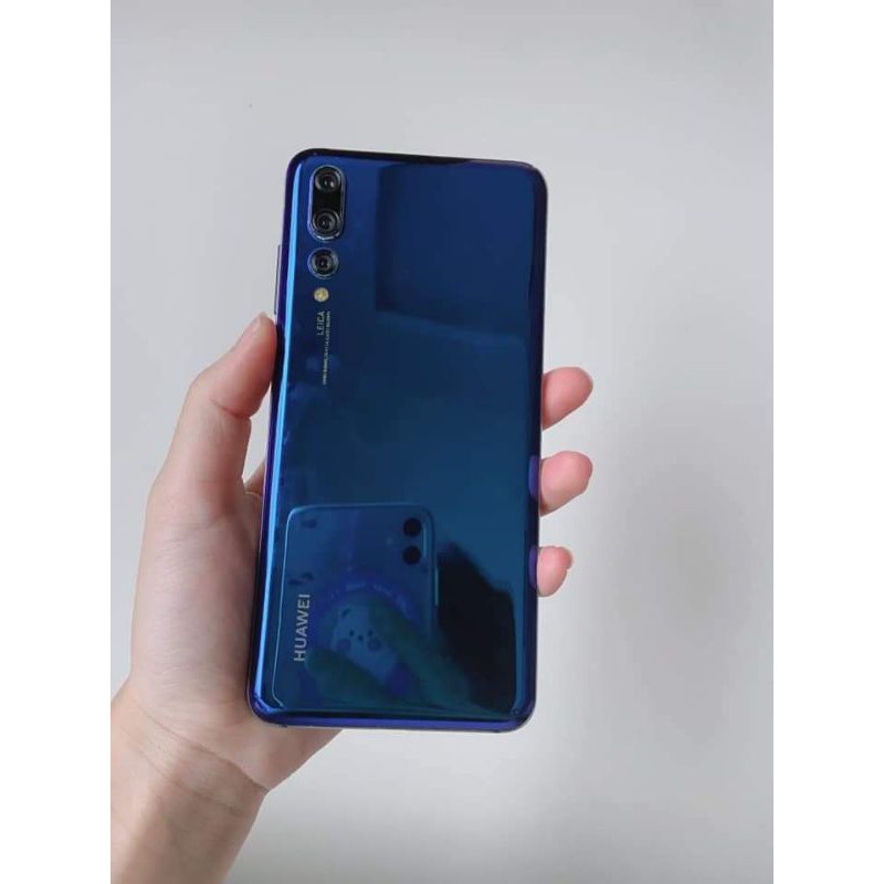 Điện thoại di động Huawei P20 Pro mới 98% ( Có tiếng việt Và CH Play)