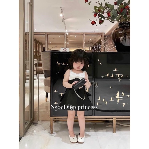Váy bé gái, váy dự tiệc ,đầm 2 dây đính nơ trước ngực cực cá tính và tiểu thư cho bé gái