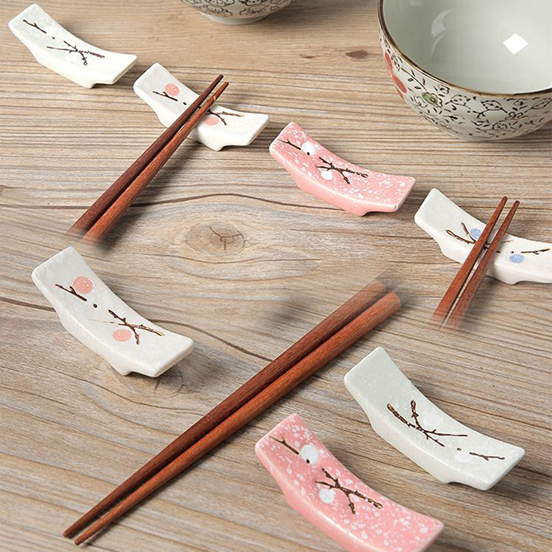 1 Đũa Sứ Hình Bông Tuyết Nhật Bản