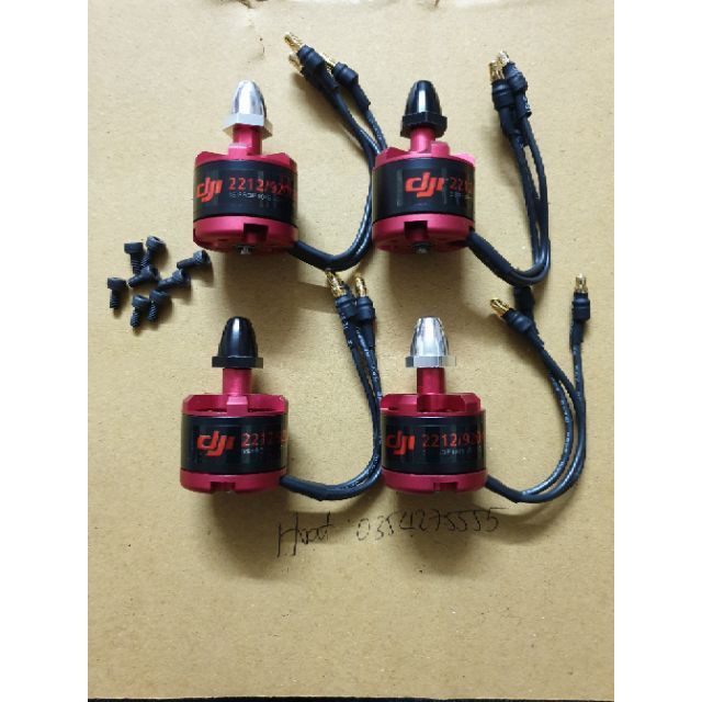Động cơ không chổi than 3 pha dji 2212/ 920kv thích hợp cho quad F450, F550 maybayrc