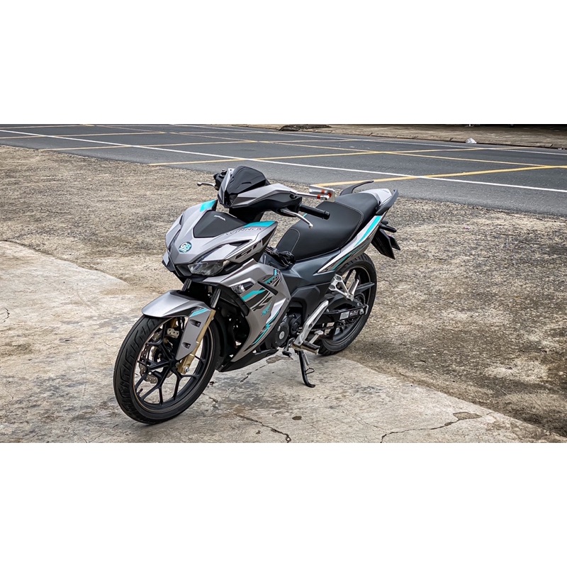 Tem rời Winner X V3 dán cho xe màu bạc