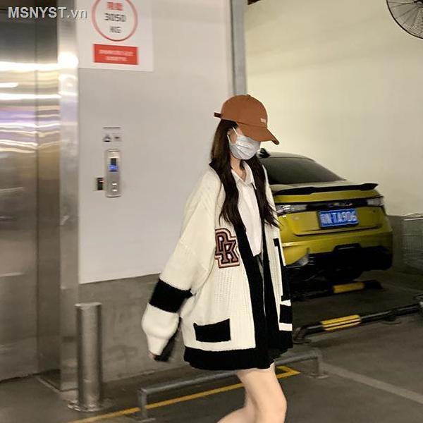 Áo khoác cardigan dệt kim tay dài phối màu sắc in chữ thời trang thu đông phong cách Hàn Quốc cho nữ
 | BigBuy360 - bigbuy360.vn