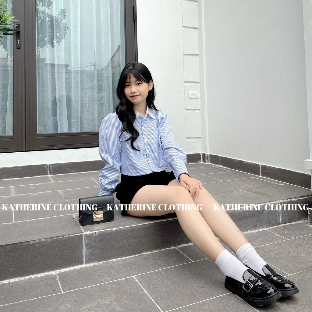 Áo sơ mi nữ kẻ xanh phối cổ trắng, áo sơ mi croptop dáng lửng phong cách trẻ trung, Hàn Quốc - Katherine Clothing