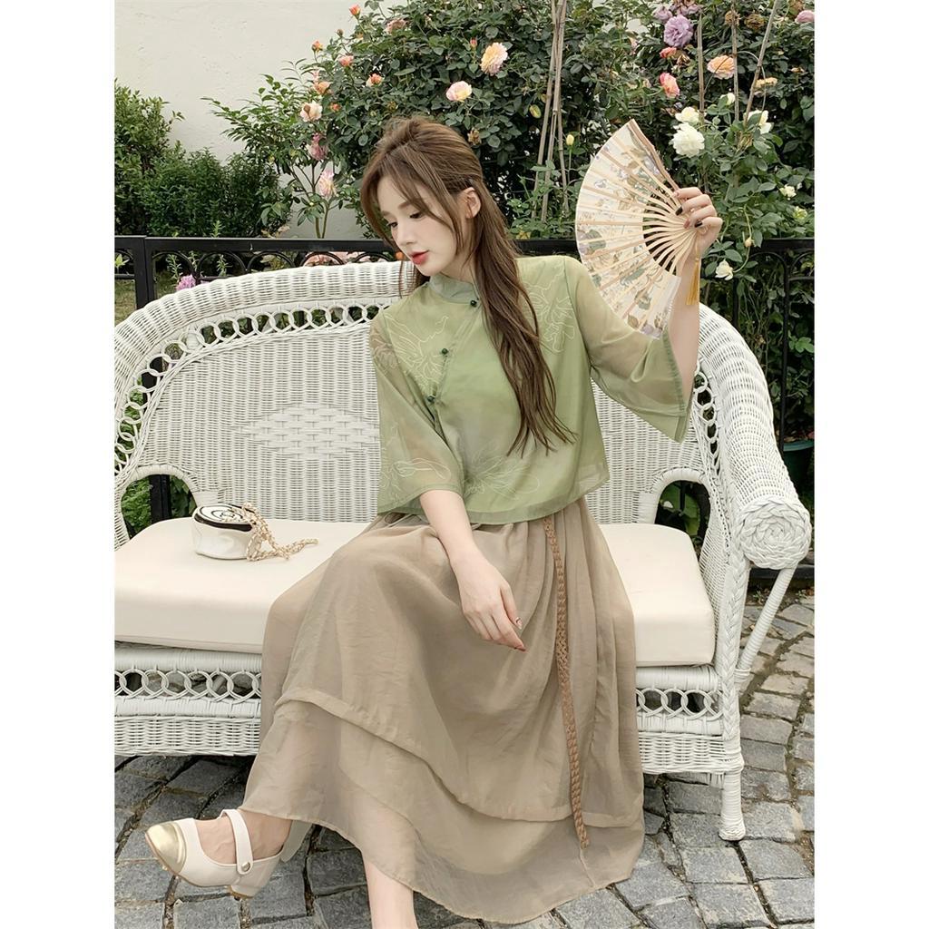 Áo Sơ Mi Xanh Lá Tay Ngắn / Chân Váy Chữ A Cạp Cao Cổ Điển Phong Cách Trung Hoa Đẹp