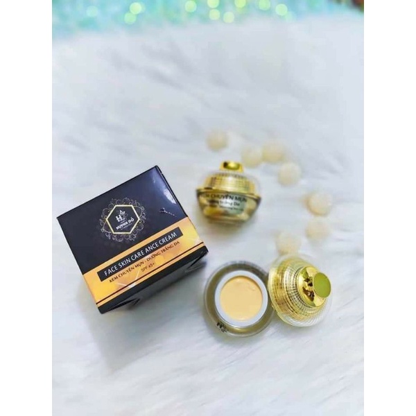 Mụn dưỡng  trắng da chống  nắng  Huỳnh đỗ