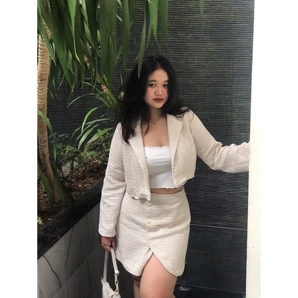áo croptop kiểu blazer BIGSIZE phối với chân váy cực xinh FATTYTA
