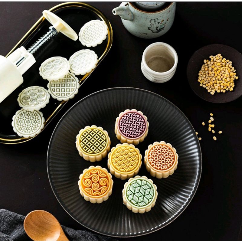 Khuôn trung thu vân mây 50g 6 mặt kèm nhấn