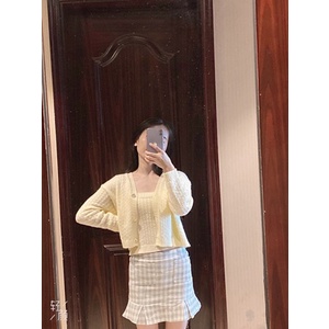 Set áo hai dây ống quây kèm áo khoác cardigan len đan trơn vintage nhẹ nhàng