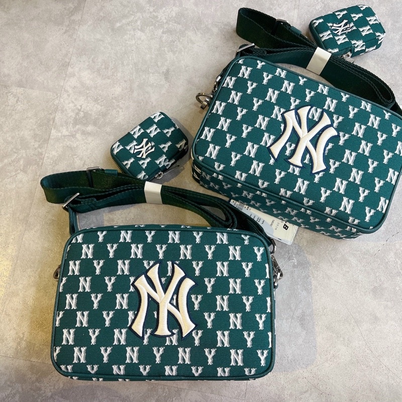 Túi MLB Monogram size 23 chính hãng