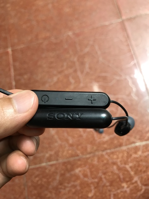 Tai nghe bluetooth Sony WI-C300