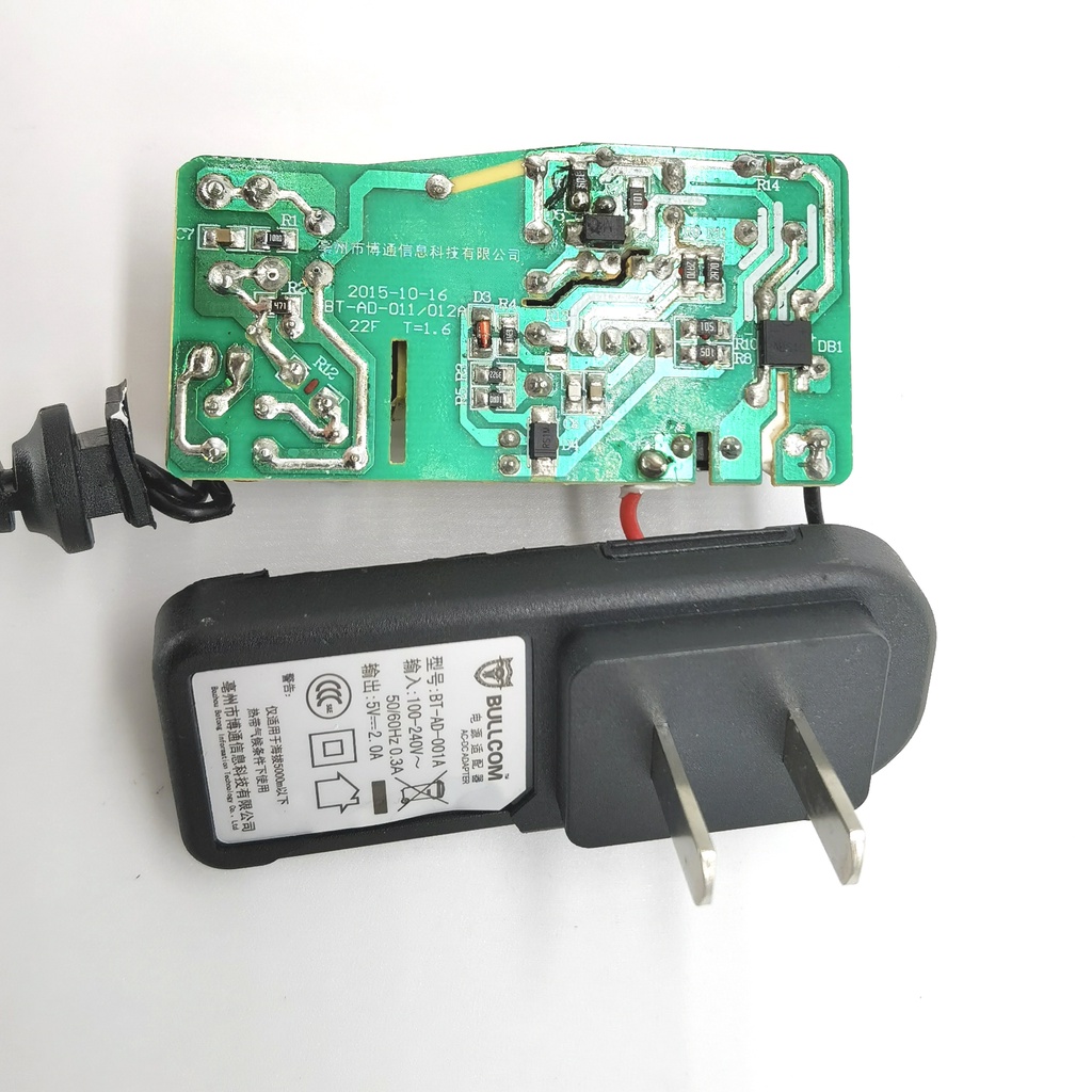 Nguồn 5V2A Bullcom chân nhỏ 3.5*1.5  chính hãng. Mới 100%.5V 2A. 5V-2A