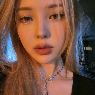 Phấn Mắt 4 Ô Dikalu Coco Venus