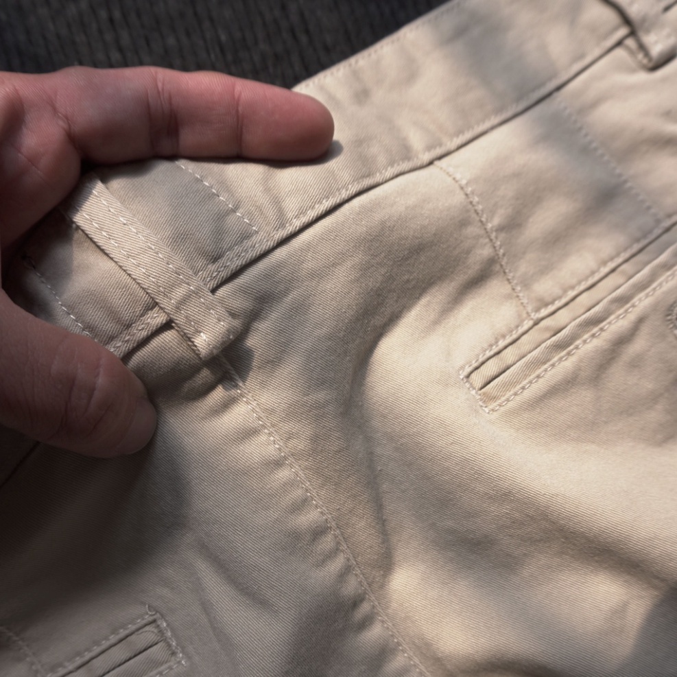 Quần short ngắn kaki nam ARNOLD màu trầm lịch lãm, trẻ trung, chất liệu kaki nhung cao cấp