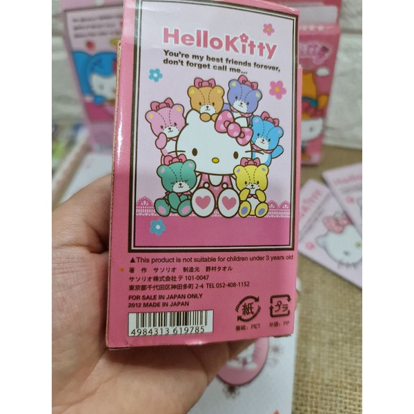 Bộ bài tây Hello Kitty cưng xỉu, phiên bản đặc biệt hiếm.