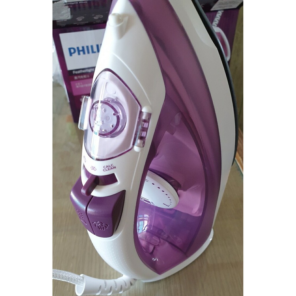 Bàn ủi hơi nước Philips GC1426 Violet