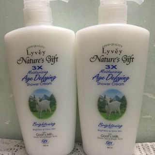 Sữa tắm trắng da Nature Gift