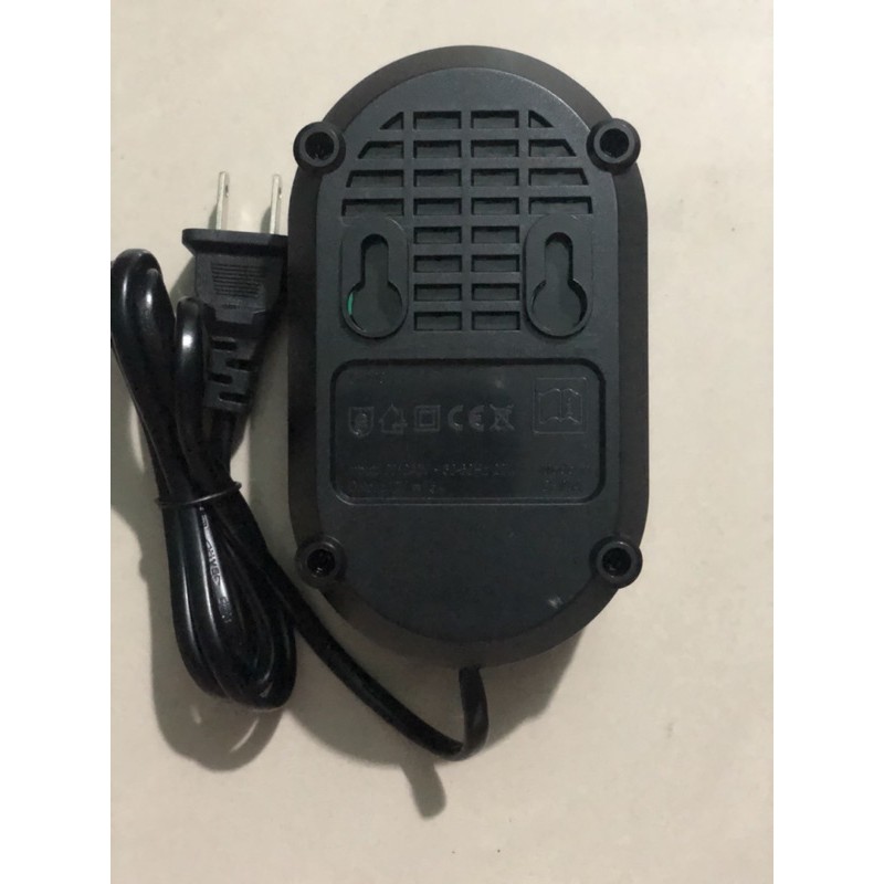 Sạc pin makita 12v 1.5A loại tốt