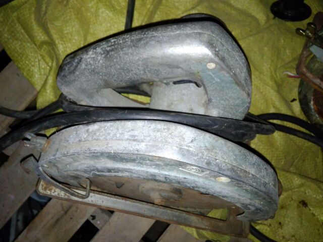 Cưa đĩa 190mm Hitachi