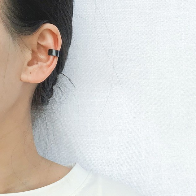 Khuyên Tai Bằng Thép Titan Không Gây Dị Ứng A787