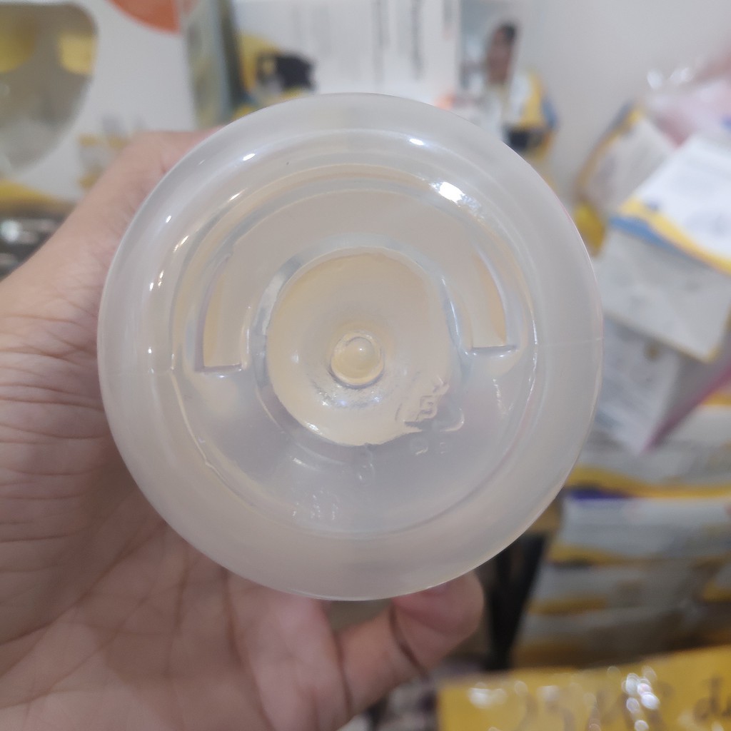 Hộp 6 bình trữ sữa Medela 150ml Logo vàng