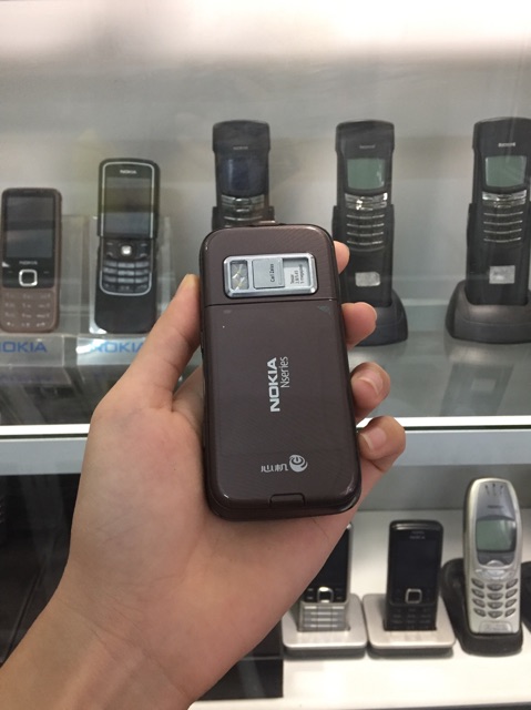Nokia n85