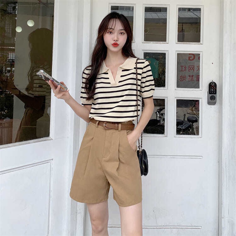 Áo polo IELGY ngắn tay dáng ôm họa tiết kẻ sọc thời trang cho nữ