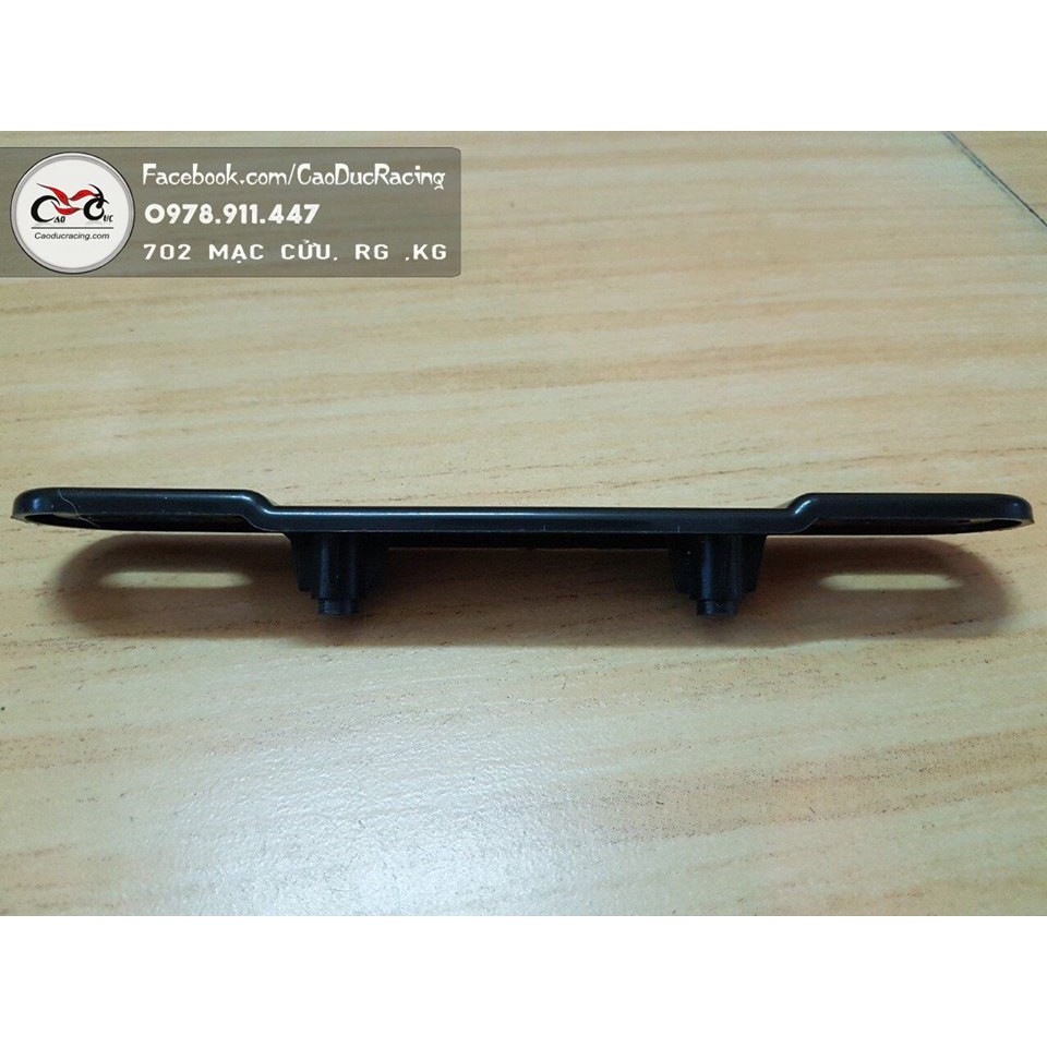 Pass nhựa gắn biển số trước lắp mọi loại xe