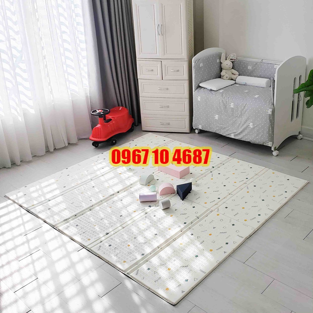 Thảm chơi gấp gọn cho bé Umoo dày dặn, không mùi, không thấm nước