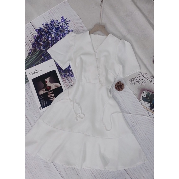 Đầm cổ tim nút Lucky BT091