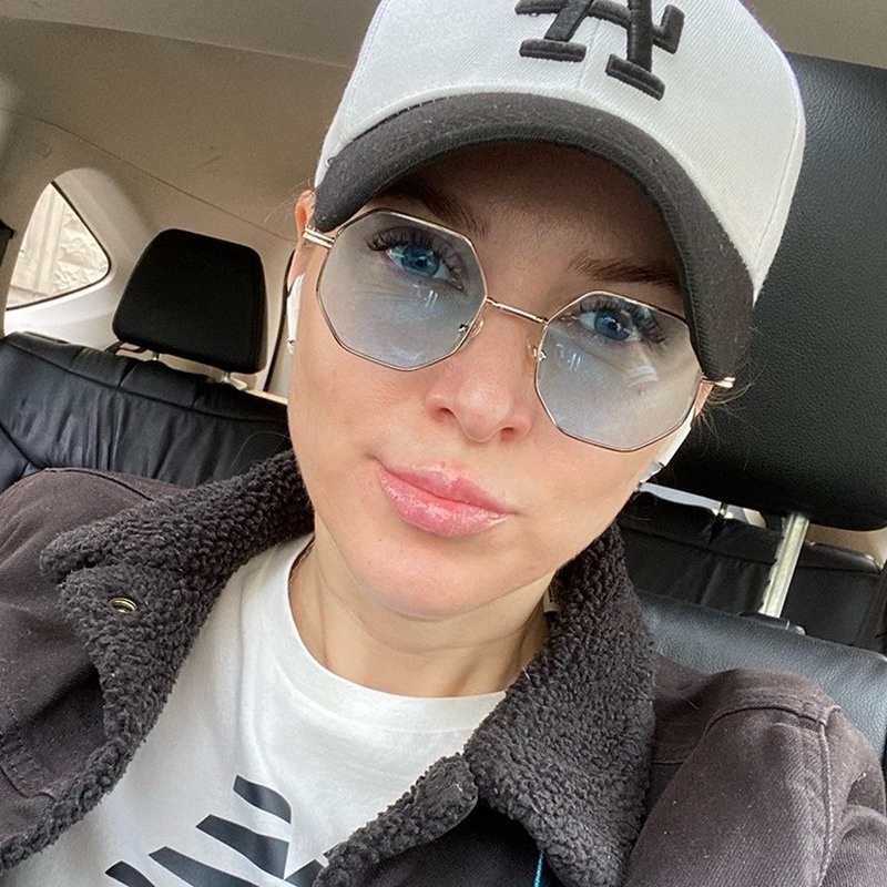 (KIQI-FASHION) COD Kính Mát Gọng Kim Loại Đa Giác Chống Tia Uv400 Siêu Nhẹ Phong Cách Cổ Điển Thời Trang Mới Cho Nữ