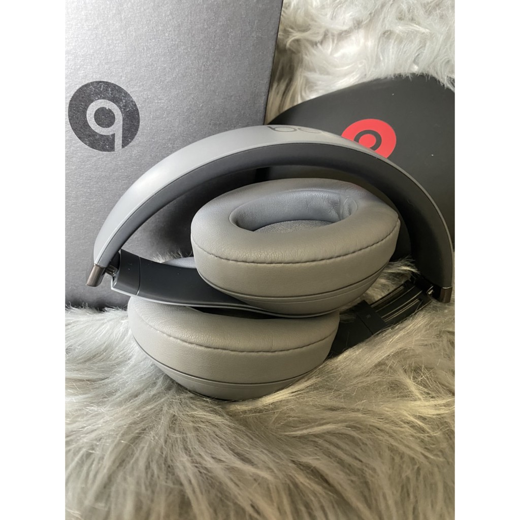 [Hàng Chính Hãng] Tai Nghe Bluetooth BEATS Studio 3 - Gray