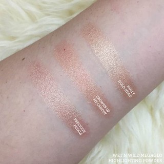 Wetnwild Megalo Highlighter phấn bắt sáng