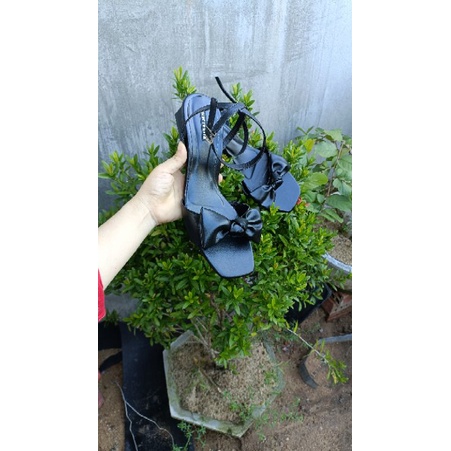 Gót bigsize sandal hậu chéo quai nơ to