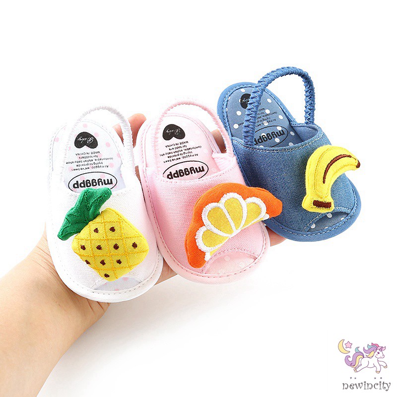 Giày sandal đế mềm họa tiết trái cây xinh xắn cho bé