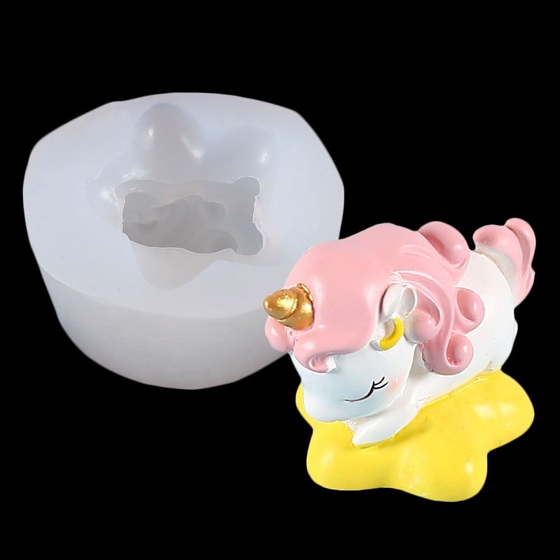 Khuôn Làm Bánh Chất Liệu Silicone Hình Kỳ Lân Dễ Thương
