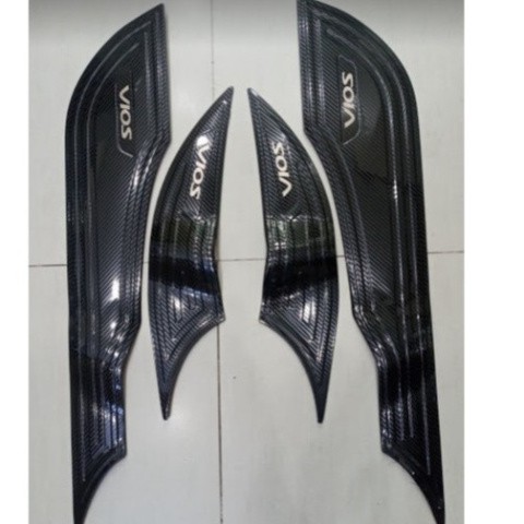 Ốp Tapli Cánh Cửa cacbon Xe Vios 2019 2020 2021 vân Carbon cao cấp- tặng kèm keo dính