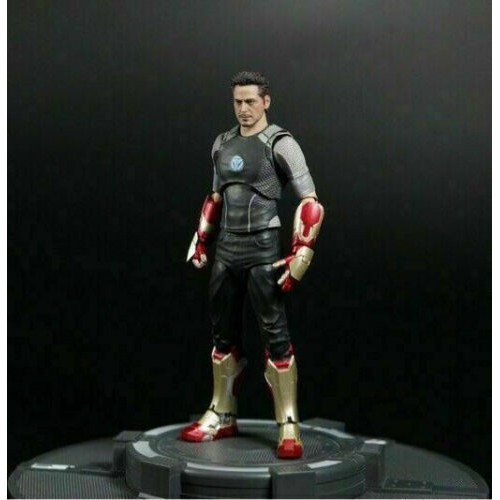 Mô Hình Đầu Nhân Vật Tony Stark/Holand Tỉ Lệ 1/12