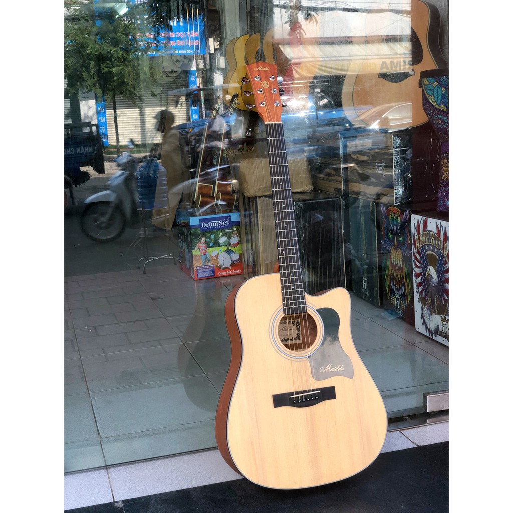 Guitar acoustic hãng Matilda M5-AC, tặng kèm phụ kiện đàn