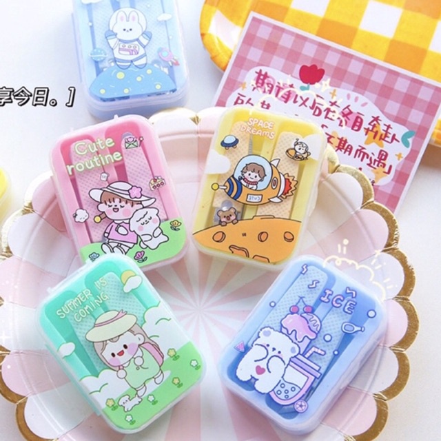 Bộ bấm móng tay cho bé đầu tròn - nhọn bằng thép không gỉ có hộp đựng dễ thương - TiNa’s House