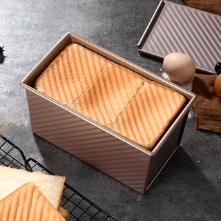 Khuôn bánh mì gối chống dính 450g kèm nắp