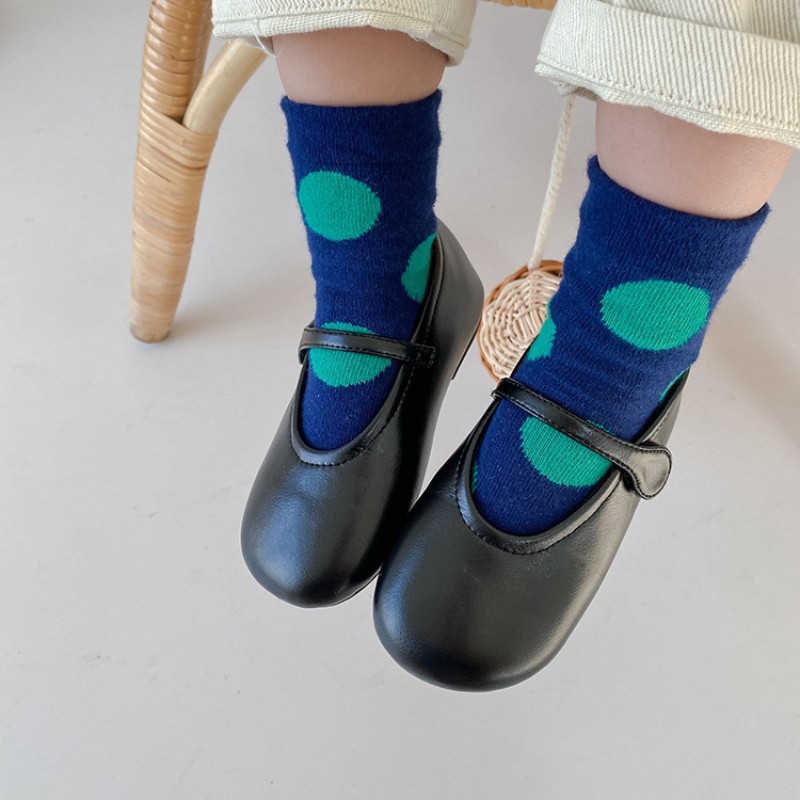 Đôi Tất Cotton Họa Tiết Chấm Bi Xinh Xắn Cho Bé