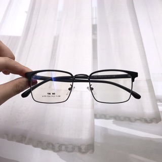 Gọng kính cận nửa viền