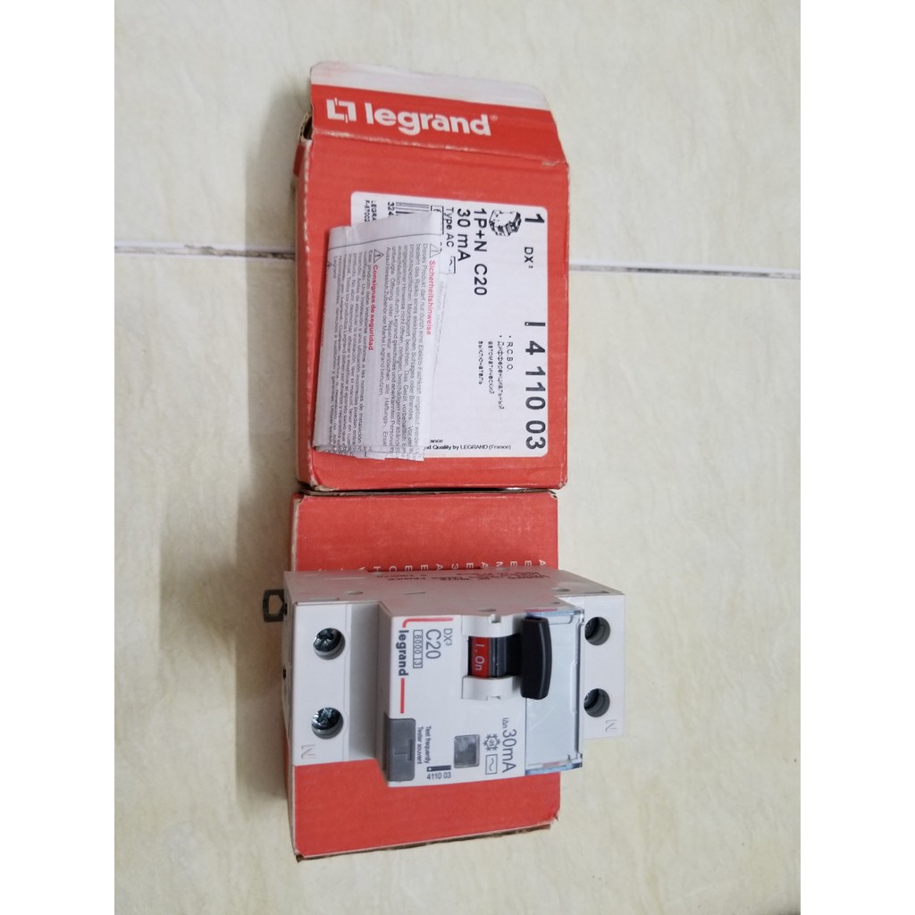 Cầu giao điện bảo vệ quá tải và chống giật Legrand 1P+N 40A 30mA 6000A