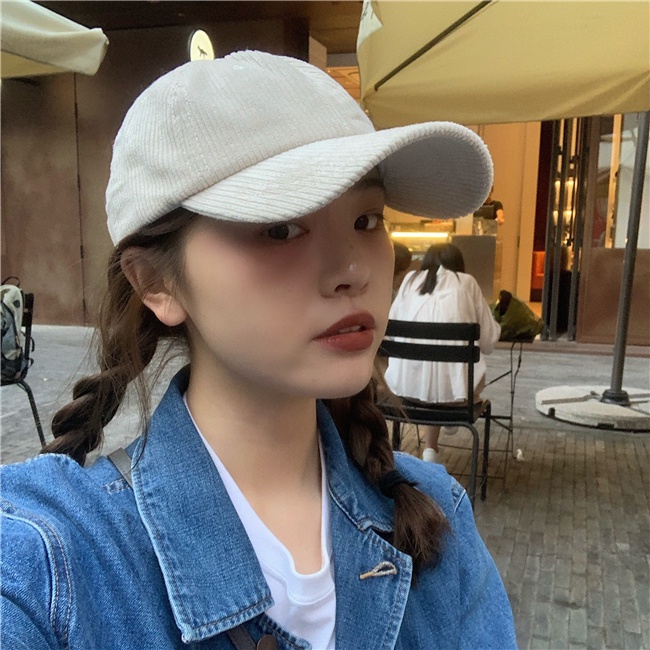 Mũ lưỡi trai màu sắc thời trang