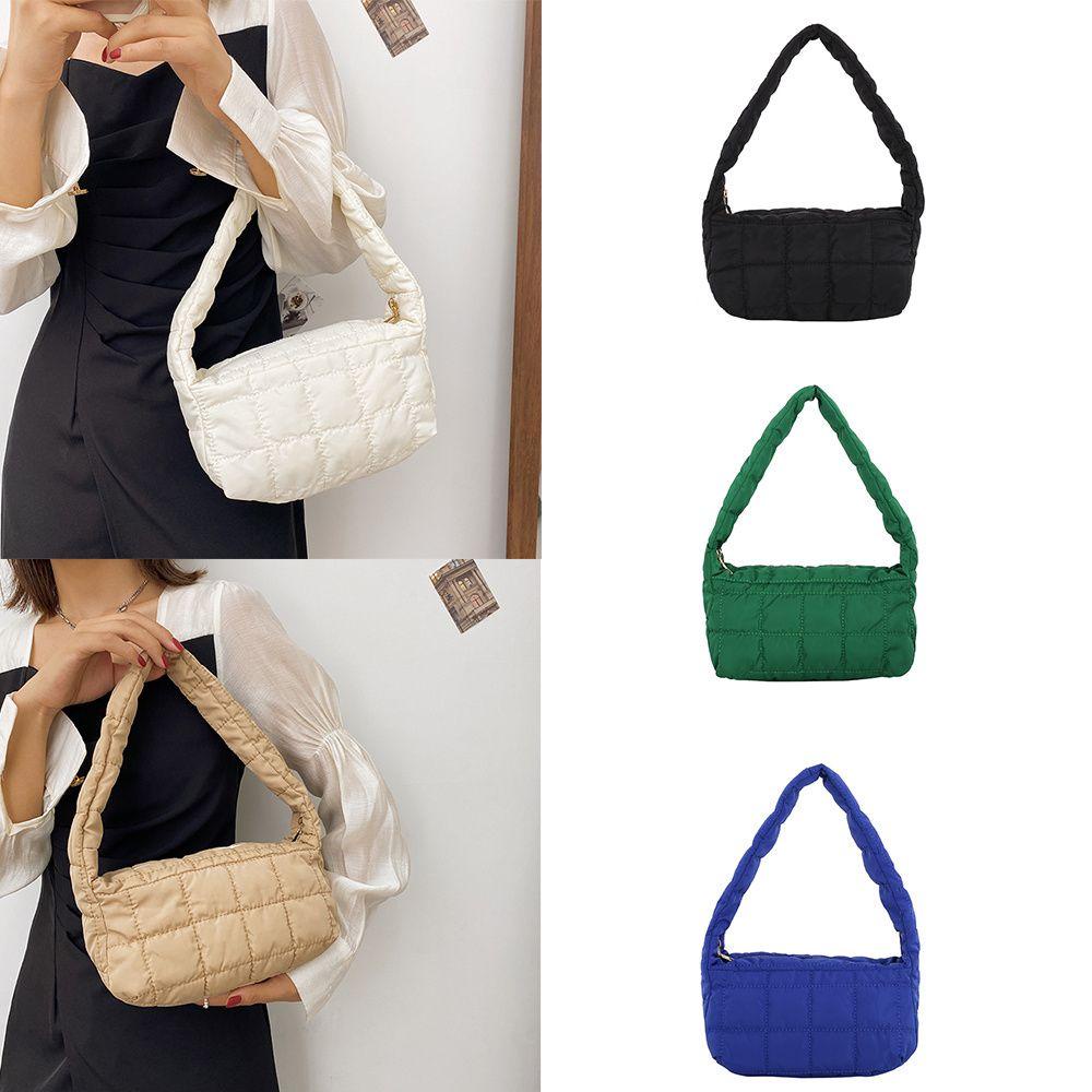Túi Xách Đeo Vai Hình Đám Mây Có Đệm Nylon Thời Trang Mùa Đông Dành Cho Nữ