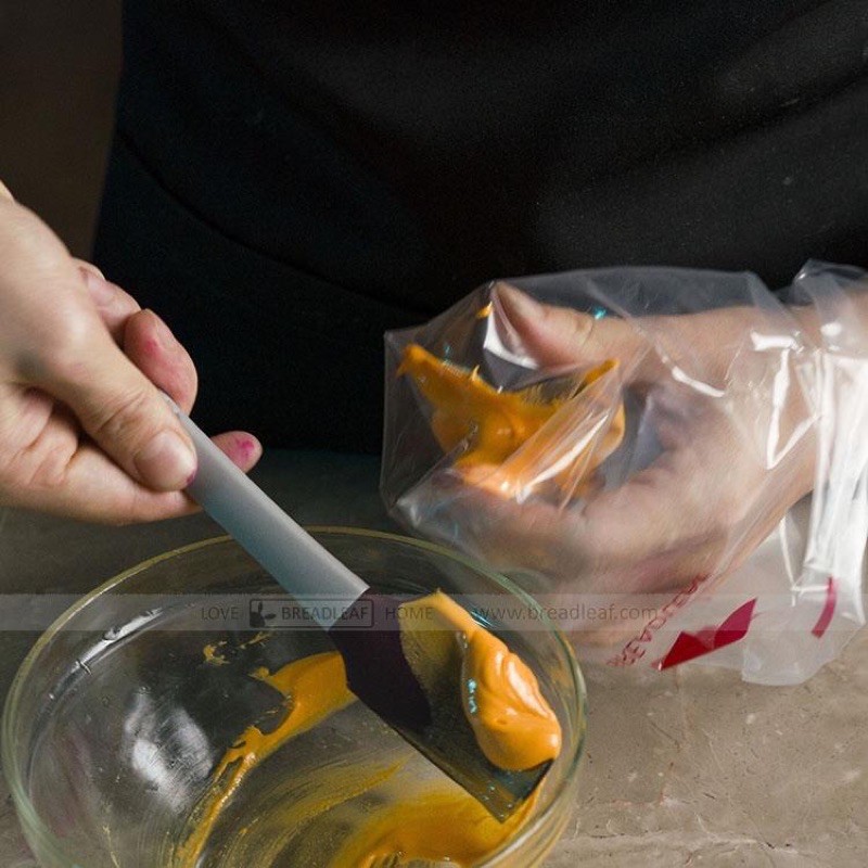 Phới dẻo Spatula pha màu kem Breadleaf