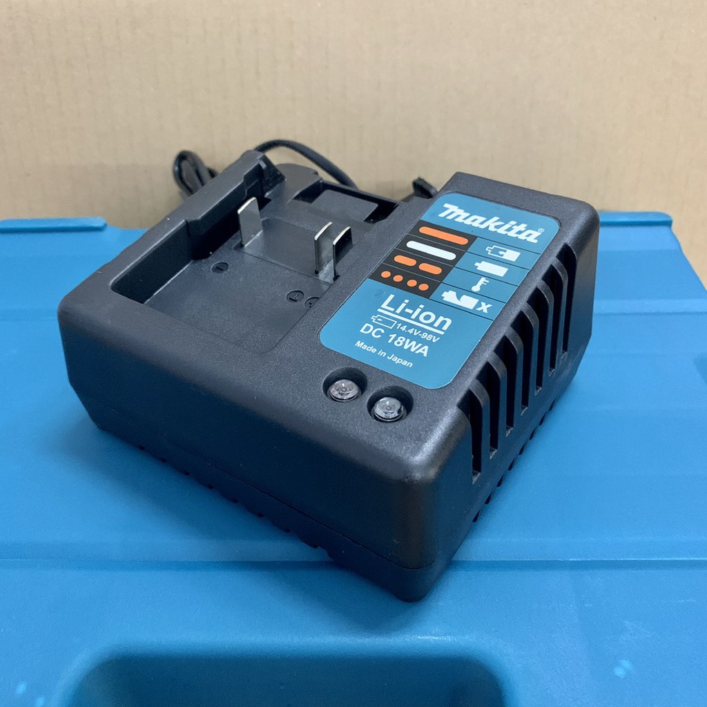 Đế sạc pin Makitta dùng cho pin 10 cell