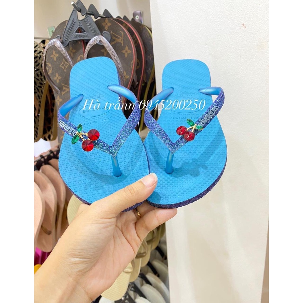 Charm gắn dép mẫu Cherry